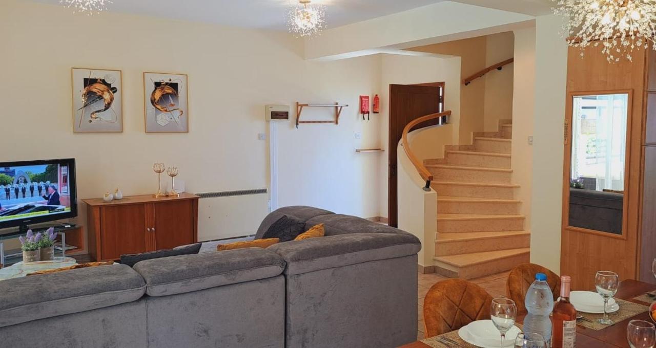 פרוטאראס Villa Marina By Fig Tree Bay מראה חיצוני תמונה